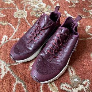 Nike Air Huarache Run Ultra  size 8